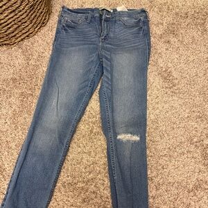Abercrombie and Fitch skinny jeans 8R